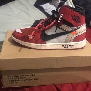 OFF WHITE X JORDAN 1